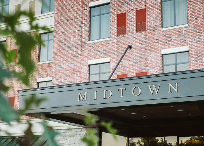 Pet Friendly hotel: Hotel Indigo Hattiesburg By Ihg